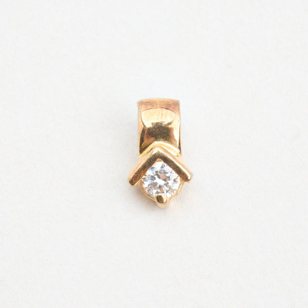 Geometrisk solitaire vedhæng i 14K guld med en zirkonia, 1 cm