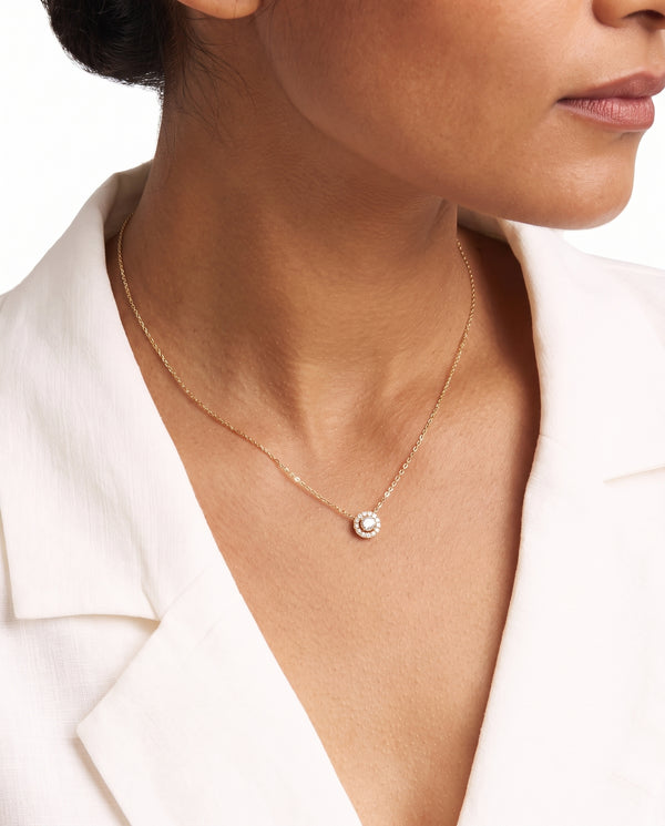 Halo halskæde i 14K guld med diamanter (0,20 ct), 44 cm