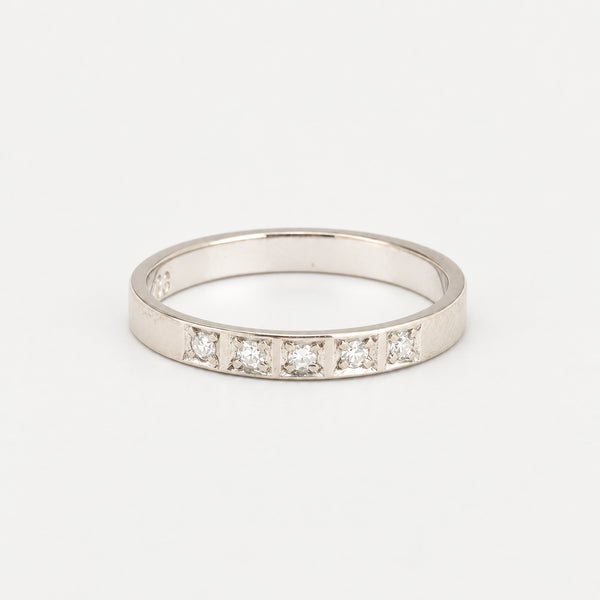 Alliancering i 14K hvidguld med diamanter (0,04 ct), str 53