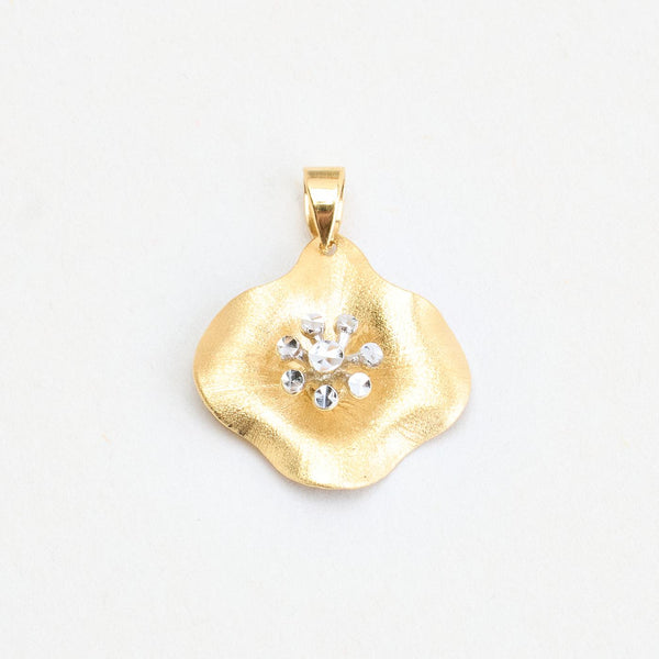 Matteret Blomster vedhæng i 14K guld, 2 cm, 0.8 g
