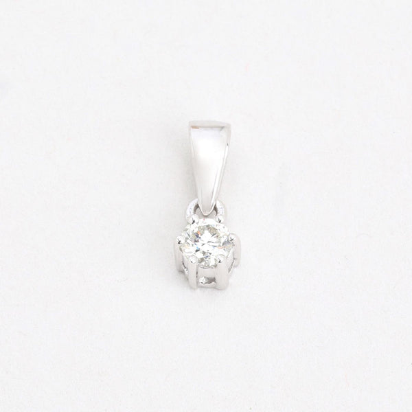 Klassisk Solitaire vedhæng i 18K hvidguld med en diamant (0,16 ct), 1.2 cm