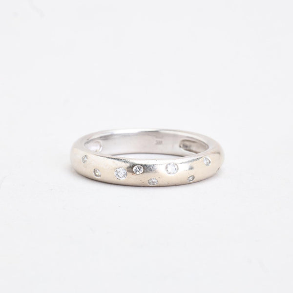Vielsesring i 14K hvidguld med stjernestøv af diamanter (0,13 ct), str. 54