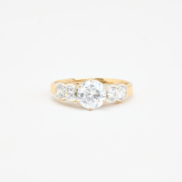 Alliance solitaire ring i 8K guld, str 49