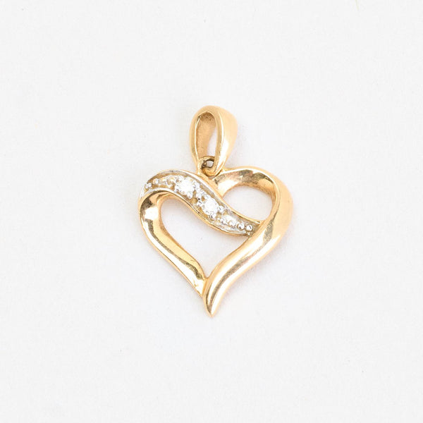 Hjerte vedhæng i 14K guld med diamanter (0,01 ct), 1,5 cm, 0,81 g