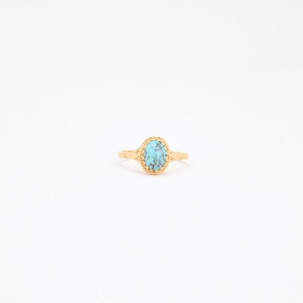 Antik statement ring i 18K guld med en turkis, str 53