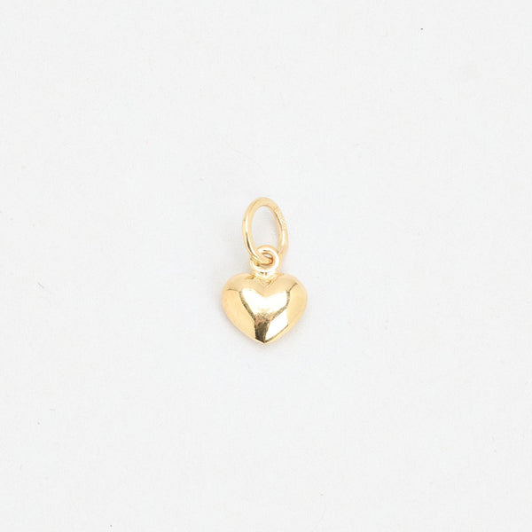 Hjerte Charm i 8K guld, 1 cm, 0.3 g