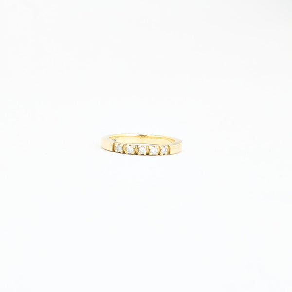 Alliancering i 14K guld med diamanter (0,05 ct), str 48