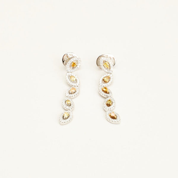 Hartmann's ørehængere i 18K hvidguld med diamanter (1.98 ct), 4.5 cm