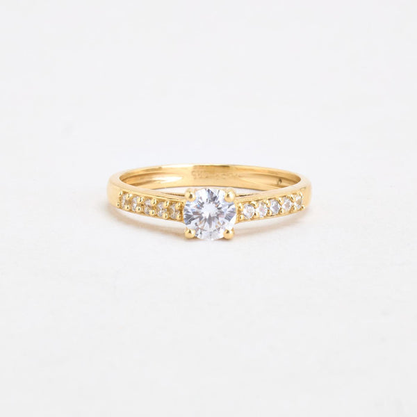 Klassisk Alliance solitaire ring i 14K guld med zirkoner, str 56