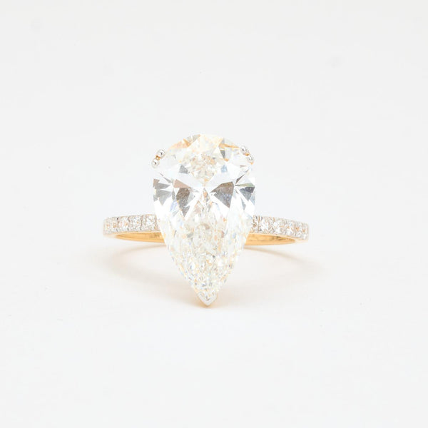 Hidden Halo Alliance solitaire ring i 18K guld med labgrown diamanter (5 ct - centersten), str. 55