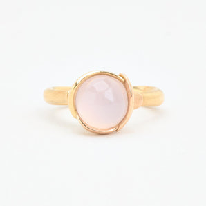 Ole Lynggaard Lotus 1 ring i 18K guld med rosakvarts, str 51