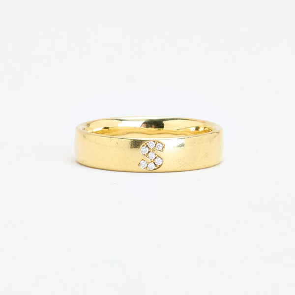 Bånd i 14K guld med 7 diamanter (0,01 ct), str 57, 6,16 g