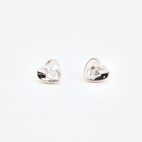 Hjerte øreringe i 14K hvidguld med diamanter (0,02 ct), 0,9 cm