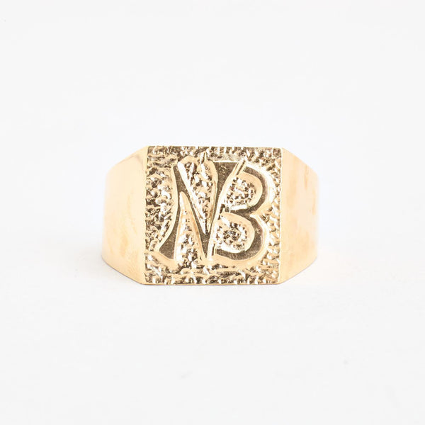 Monogram Ring i 14K guld, str. 74
