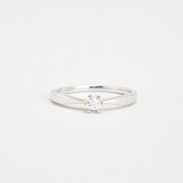 Klassisk Solitairering i 14K hvidguld med en diamant (0,10 ct), Str. 55