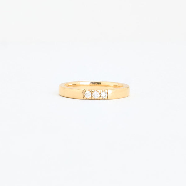 Alliancering med diamanter (0.06 ct) i 14K guld, str. 54