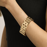 Modellen er 15-16 cm i størrelse