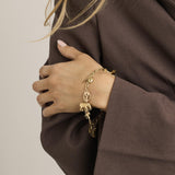 2Modellen er 15-16 cm i størrelse