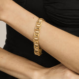 Modellen er 15-16 cm i størrelse