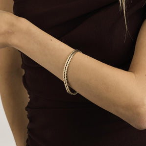 1Modellen er 15-16 cm i størrelse