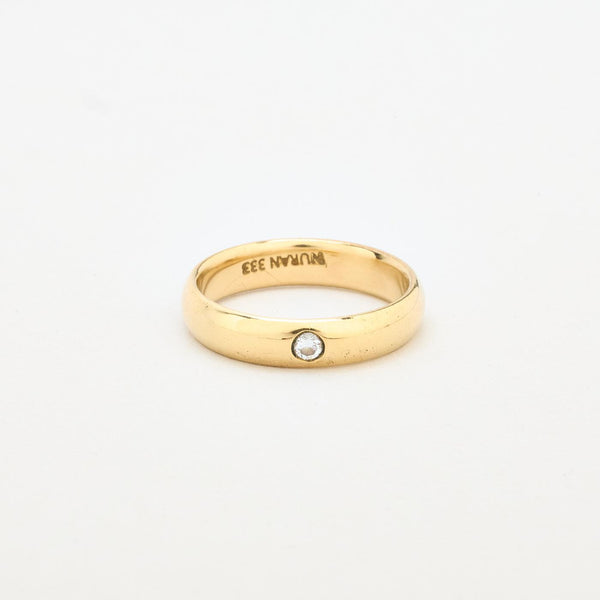 Klassisk Vielsesring i 8K guld med en diamant (0,04 ct), Str. 50
