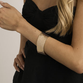 Modellen er 15-16 cm i størrelse