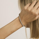 Modellen er 15-16 cm i størrelse