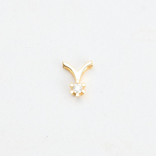 Klassisk solitaire vedhæng i 14K guld med en diamant (0,20 ct), 1 cm, 1,46 g