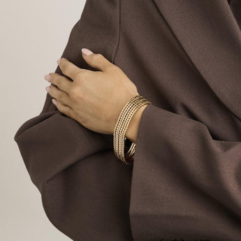 2Modellen er 15-16 cm i størrelse