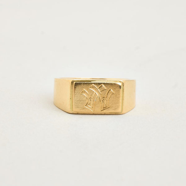 Monogram Signetring i 14K guld, str. 53