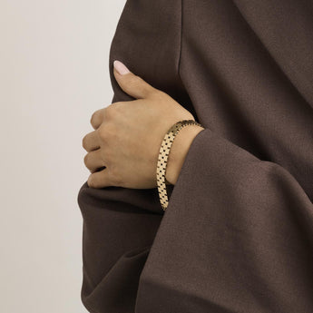 2Modellen er 15-16 cm i størrelse