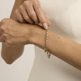 Modellen er 15-16 cm i størrelse