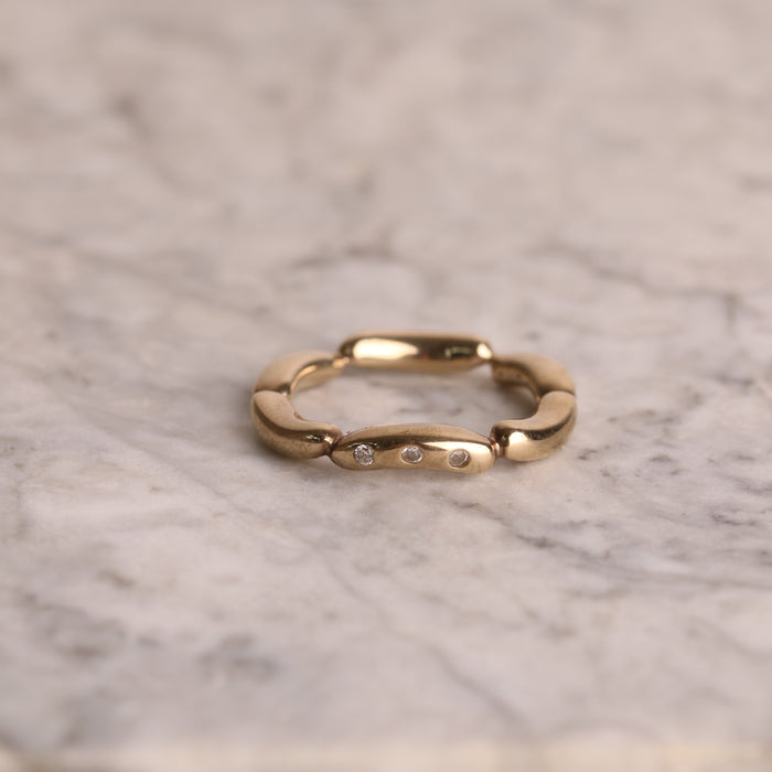 Ring i 8 karat str. 52