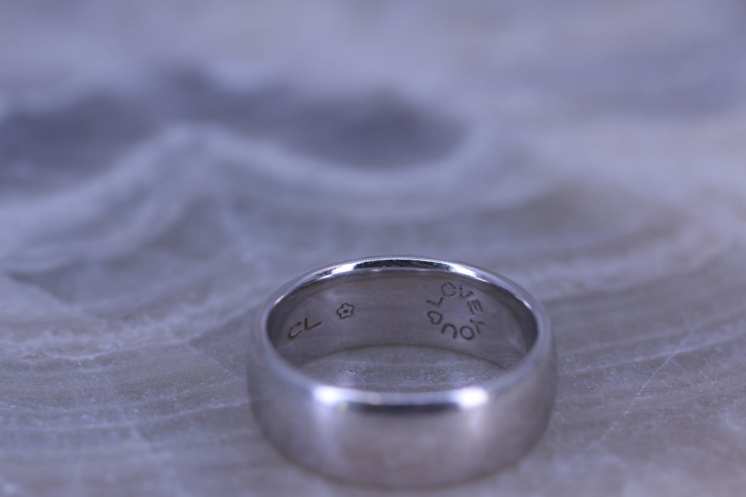 OIe Lynggaard Ring i 14 karat str. 64